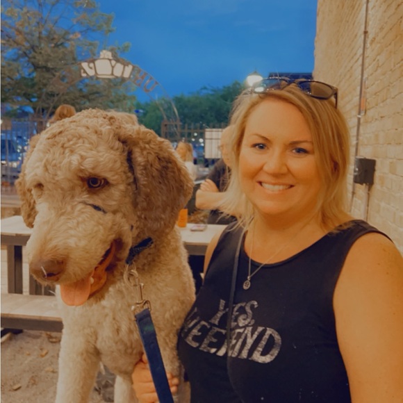 Meet your Posher, Megan - Picture 3 of 5